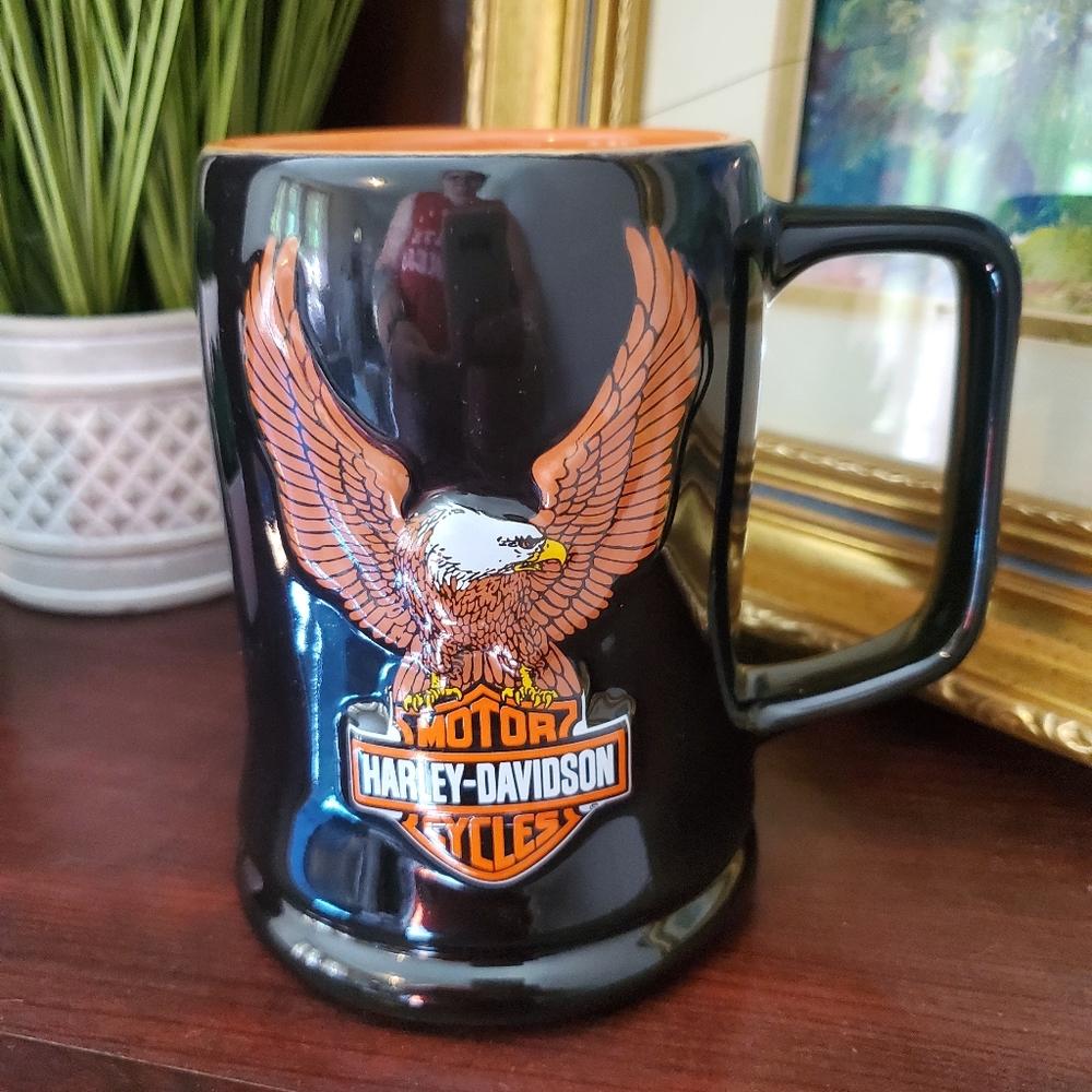 Harley-Davidson Black and Orange Eagle Mug
